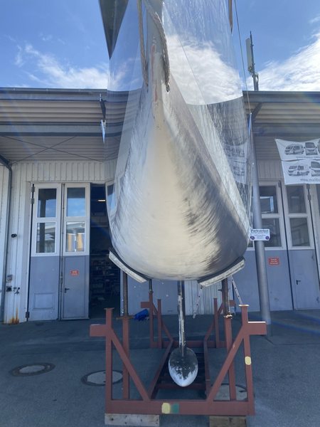 Bewertung Sinkschaden an Yacht mit Hubkiel
