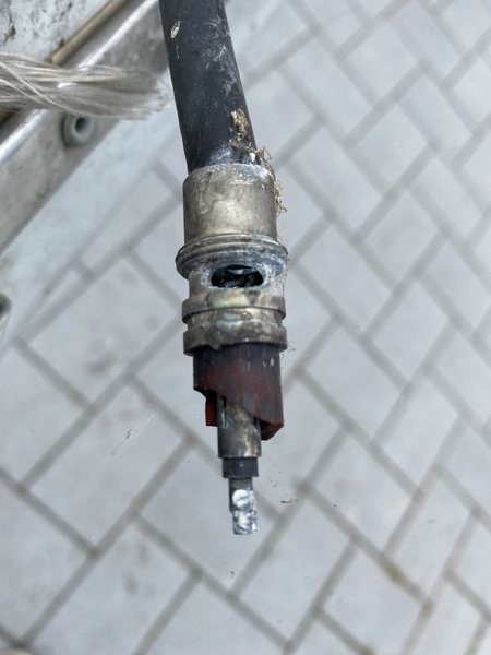 Blitzschlag in die UKW Antenne